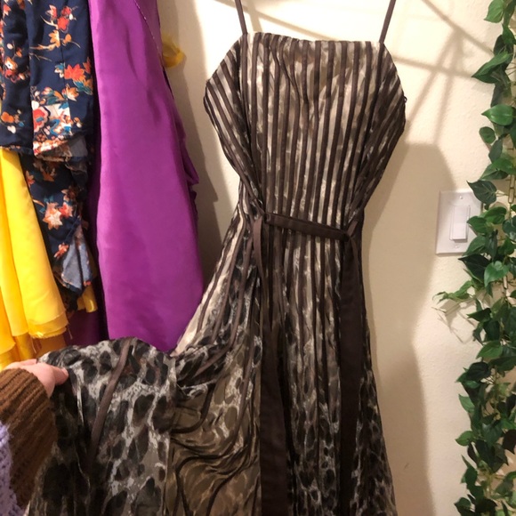 Striped brown cheetah print tulle A-line strapless knee length formal dress - Picture 7 of 7